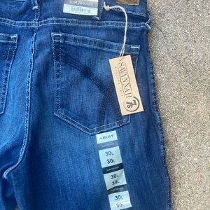 Ariat Slim trousers new with tag 30 Long